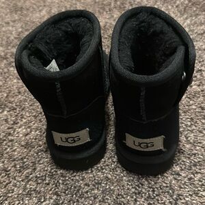 Girl UGG boots